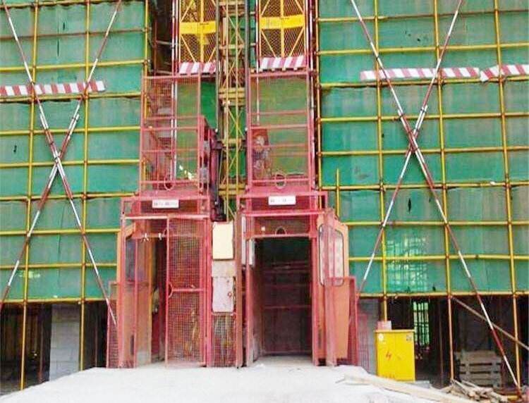 普遍的单柱双笼施工升降机都有哪些主要用途呢